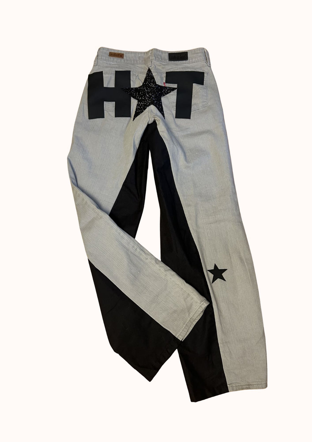 571 Levis Denim "HOT"