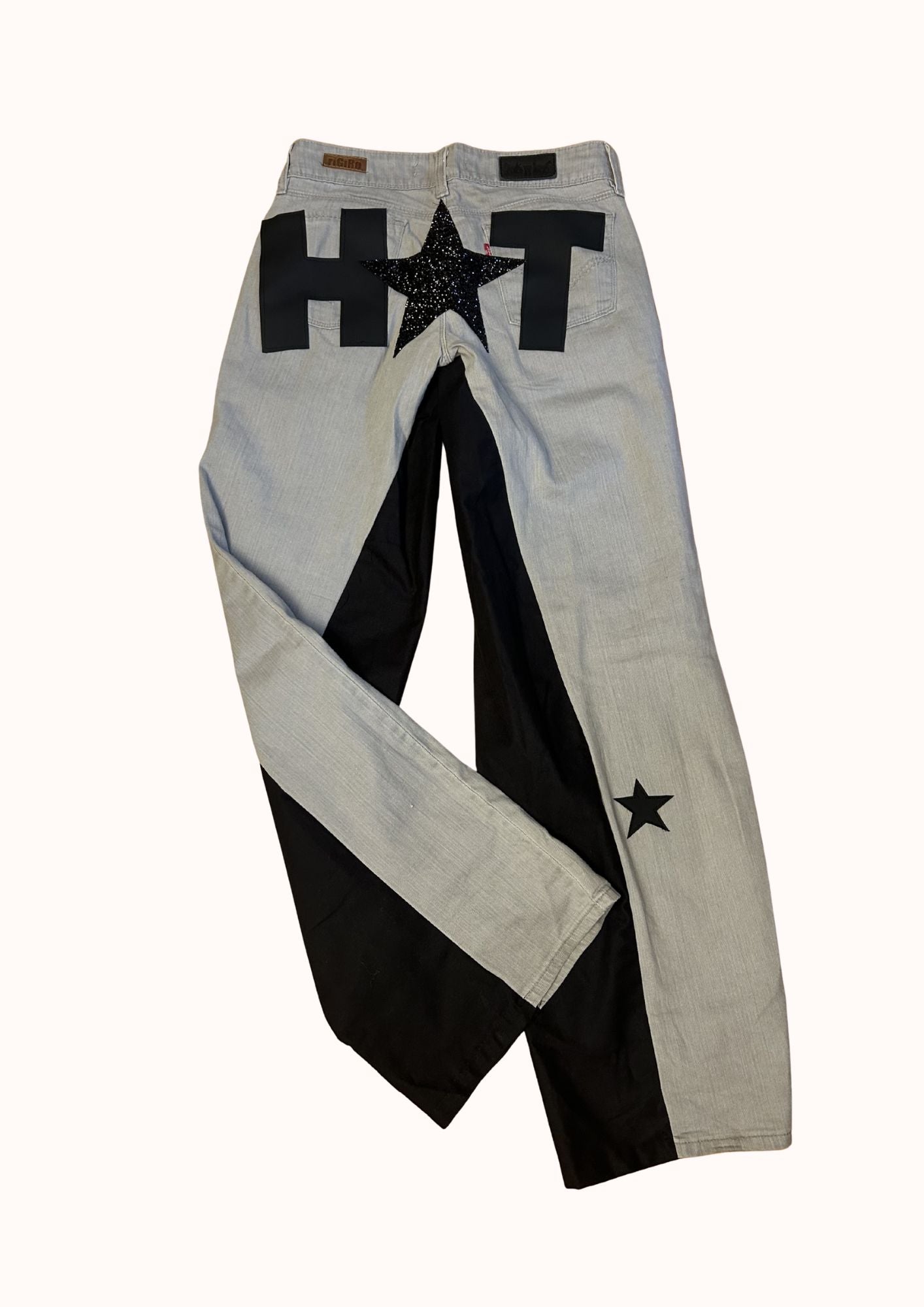 571 Levis Denim "HOT"