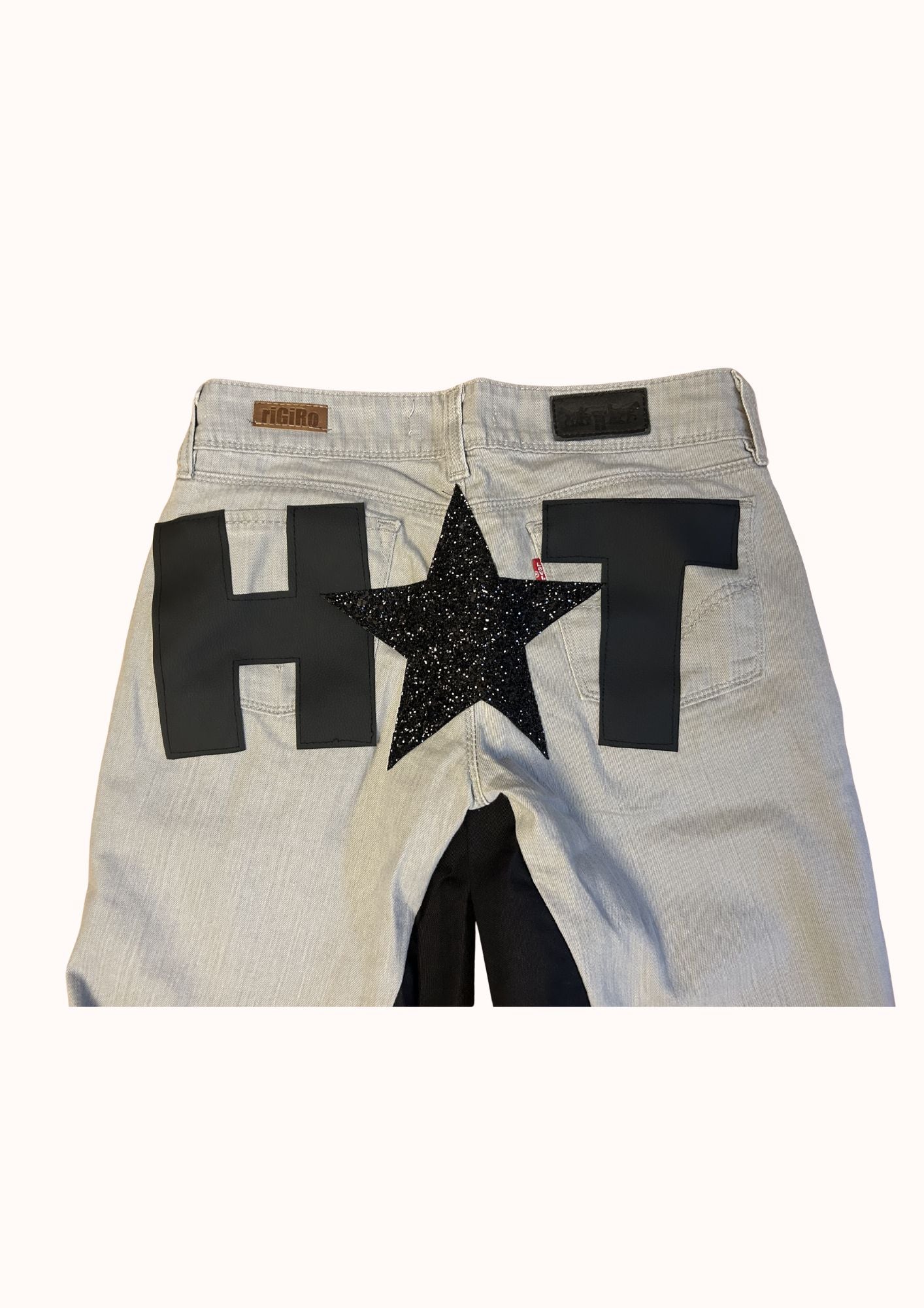 571 Levis Denim "HOT"