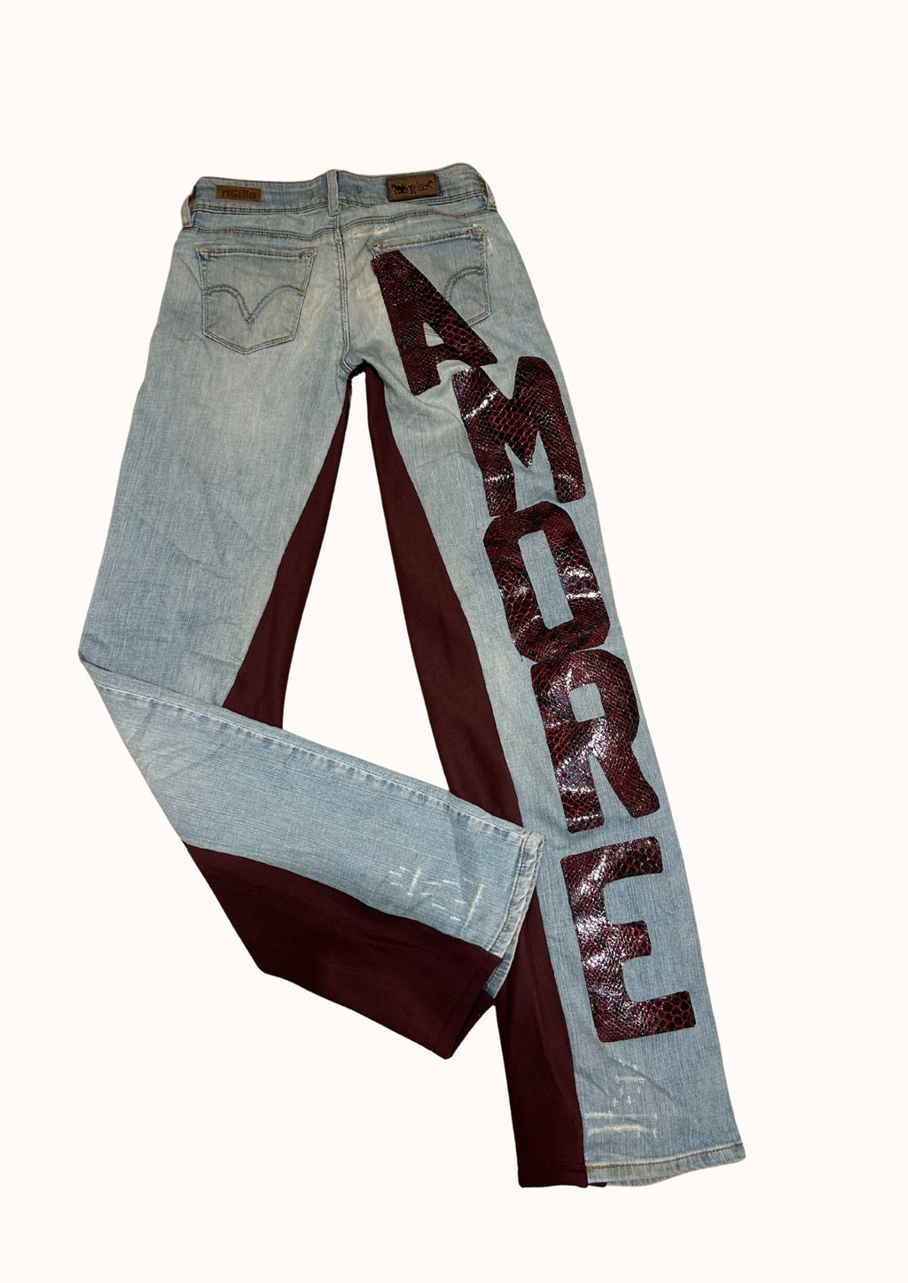 Levis Amore 571