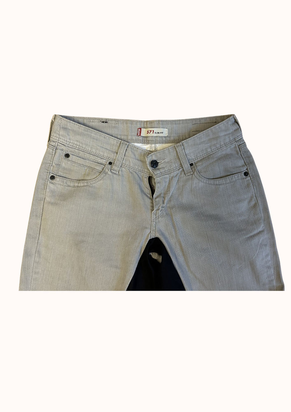 571 Levis Denim "HOT"