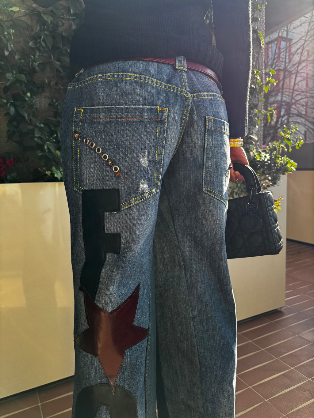 F*CK- vida denim con borchie