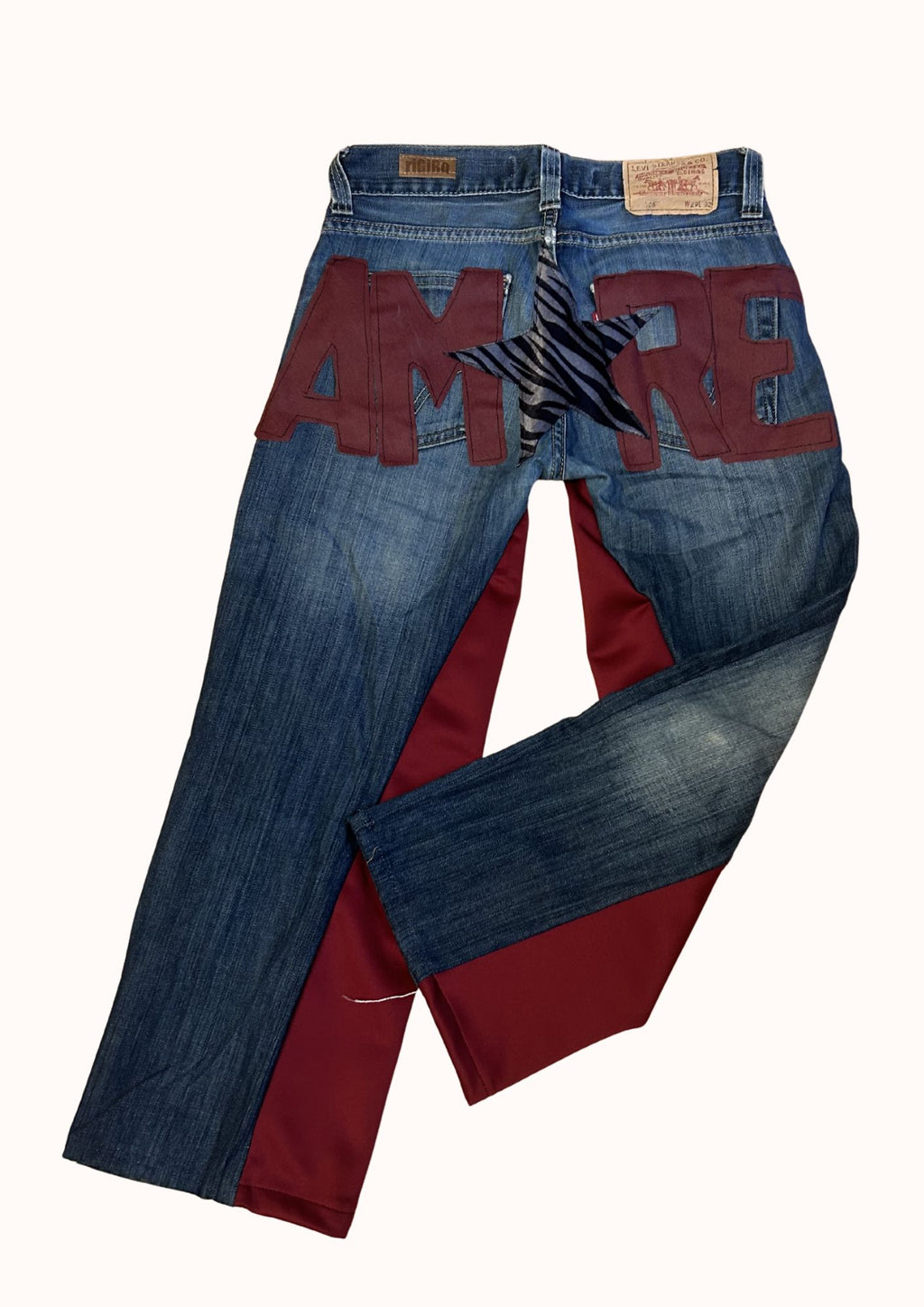 Amore 506 Levis "Petit"