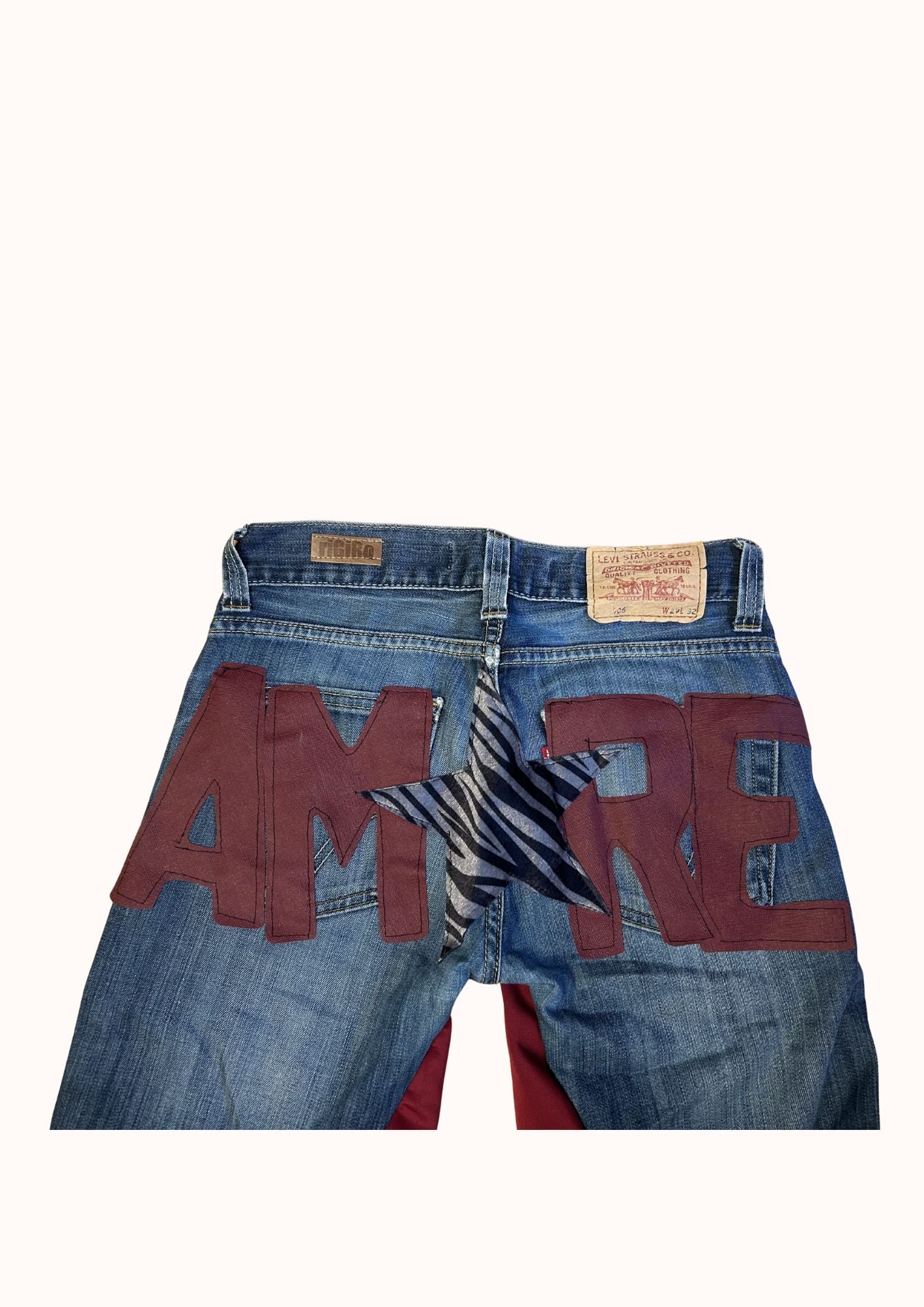 Amore 506 Levis "Petit"