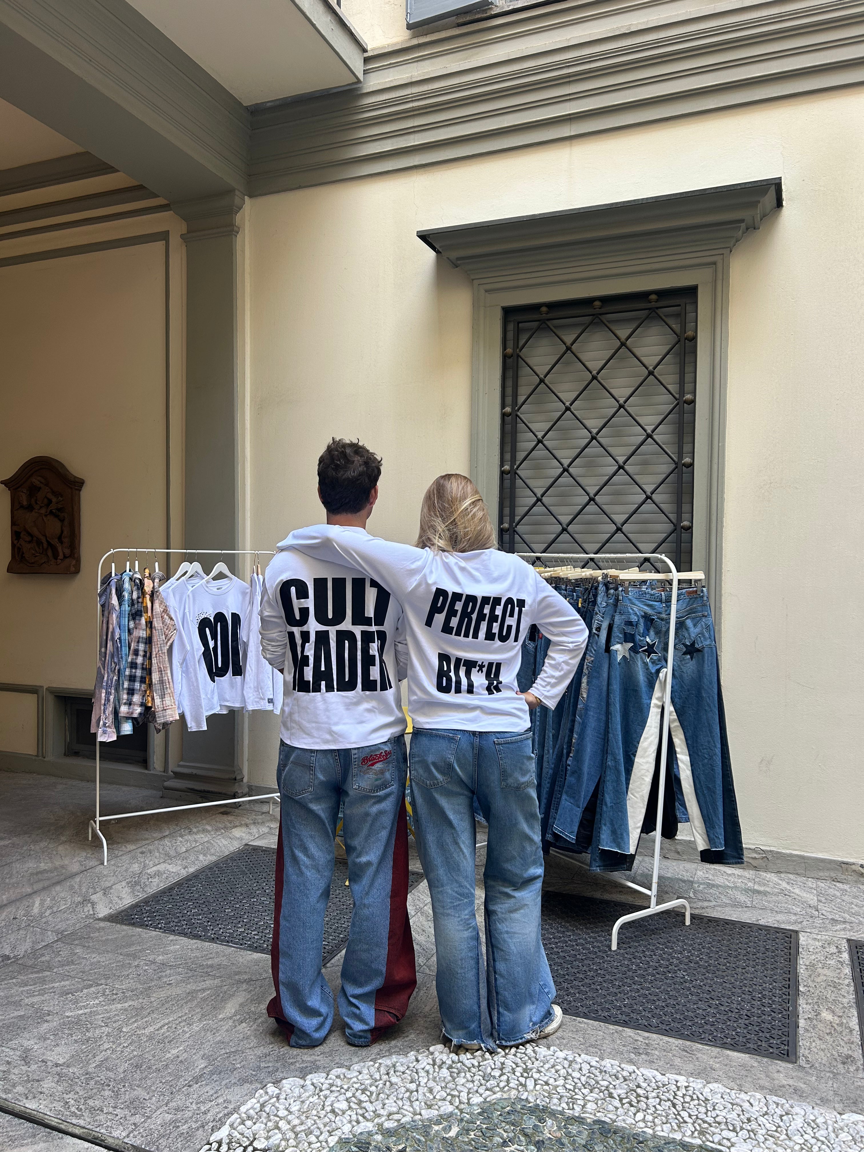 T-shirt "CULT LEADER"