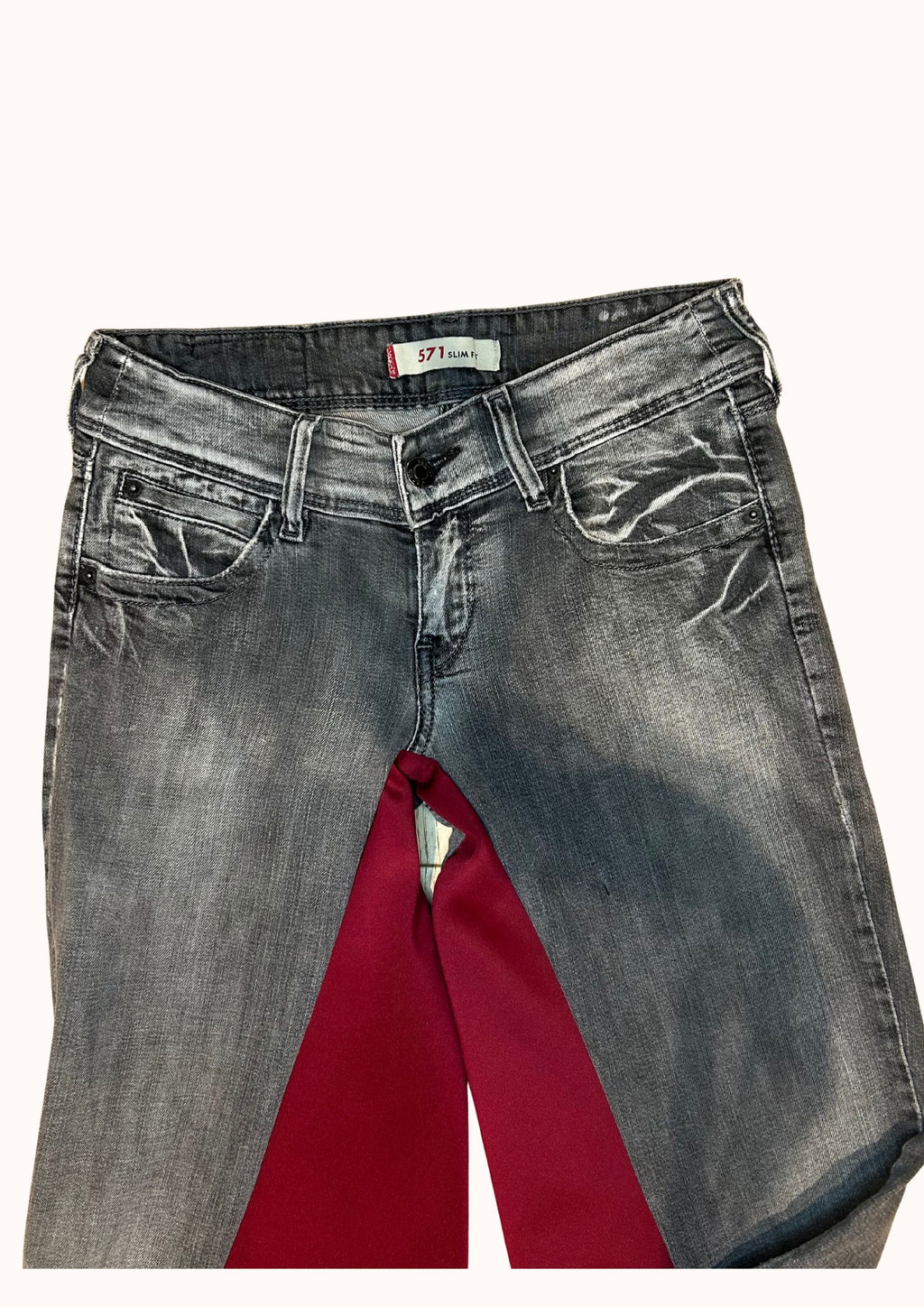 Amore 571 Levis