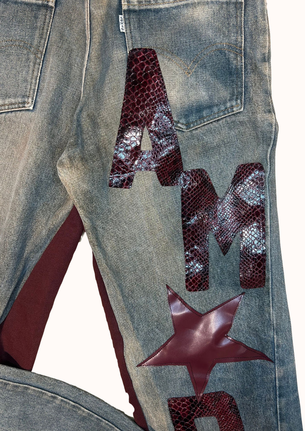 Amore 571 Levis