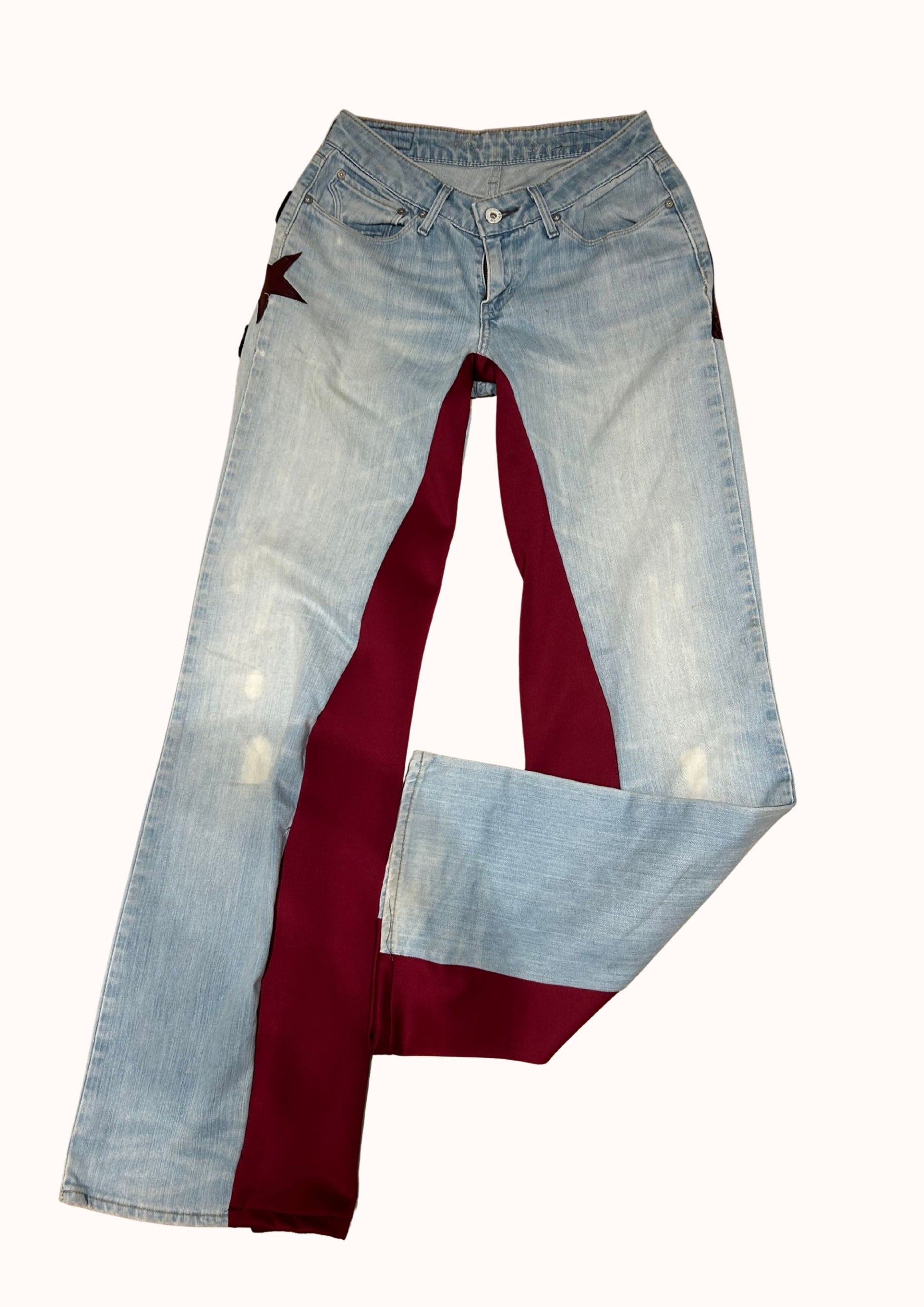 Levis Bold curve AMORE