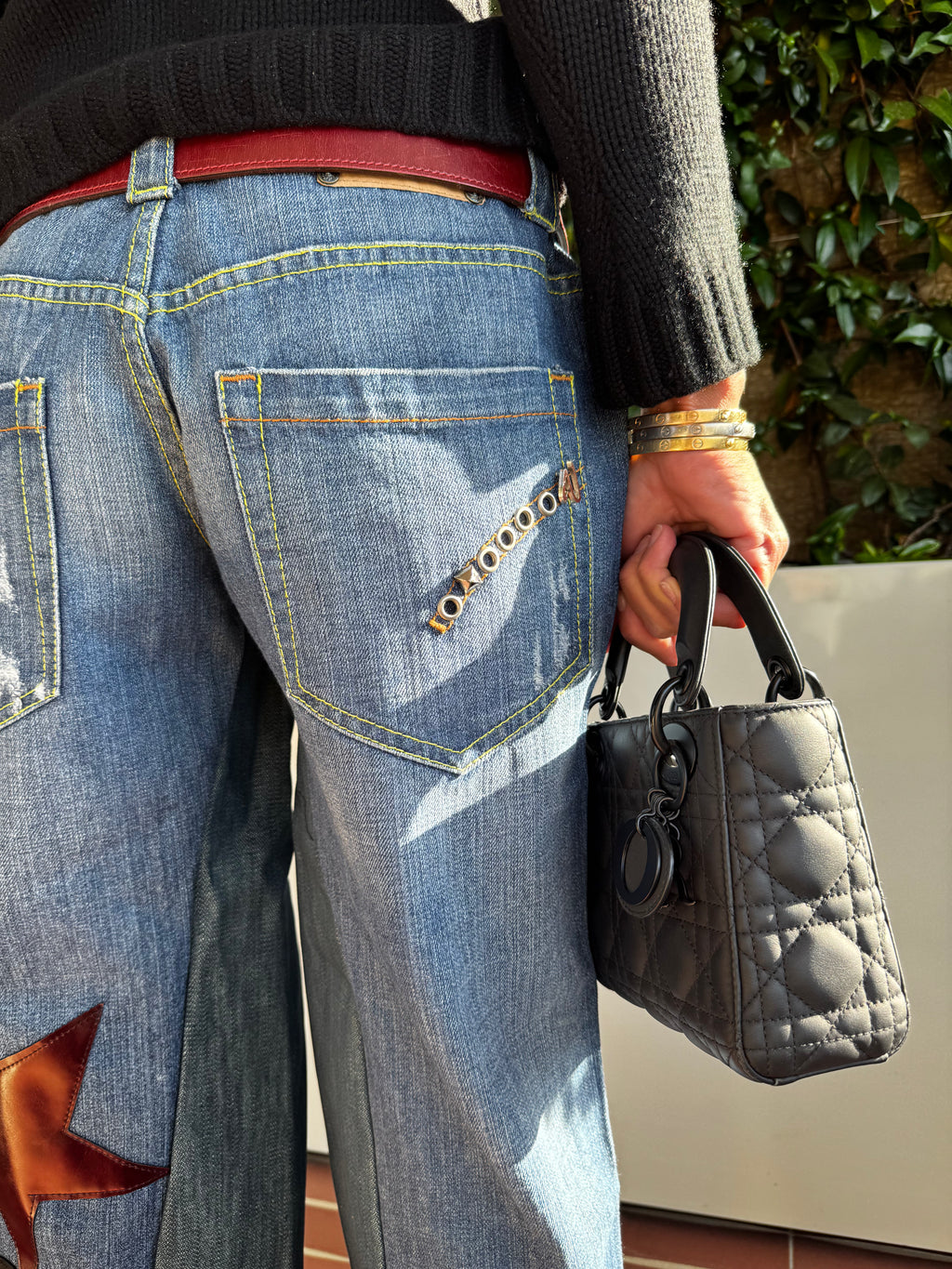 F*CK- vida denim con borchie