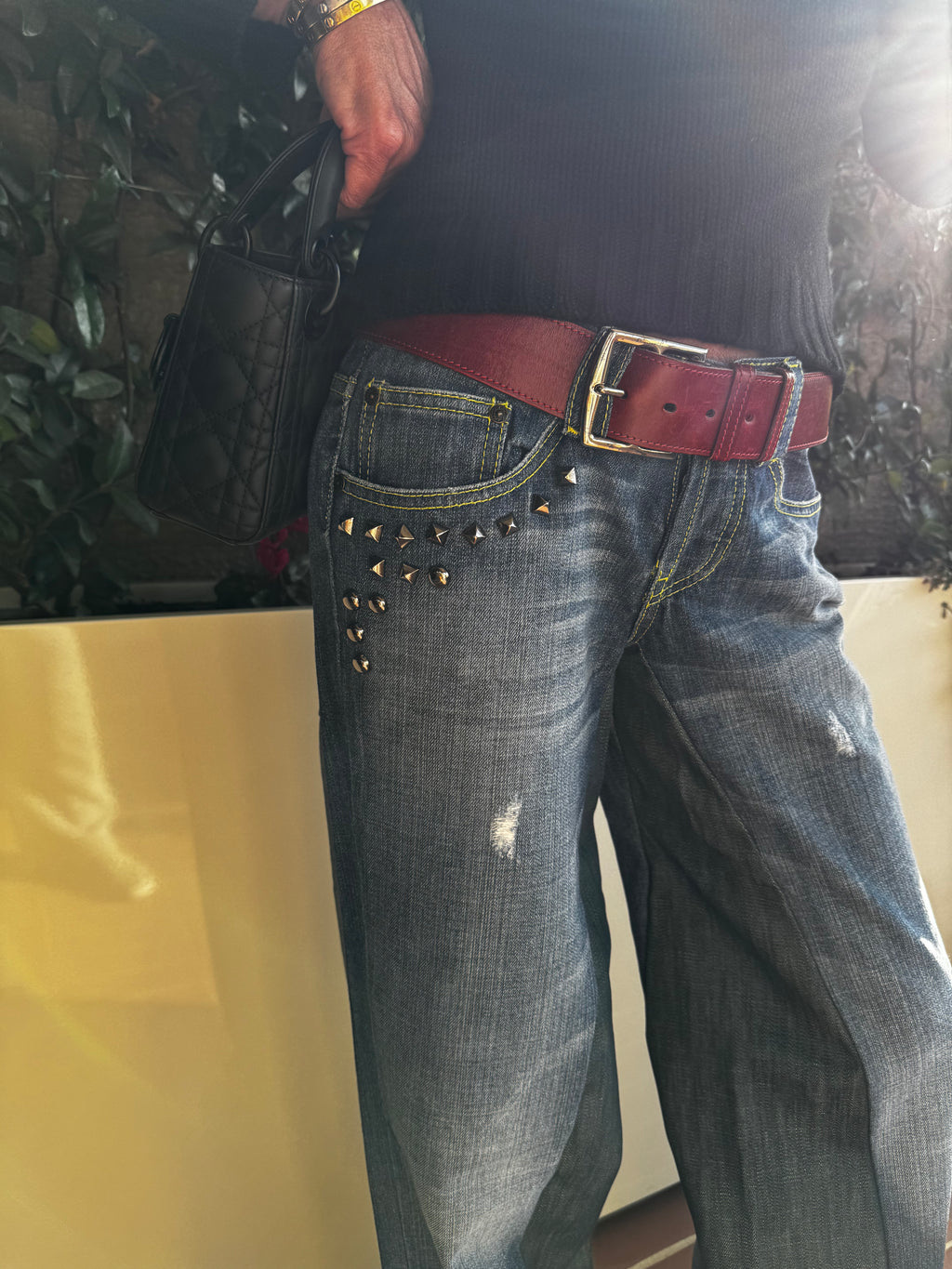 F*CK- vida denim con borchie