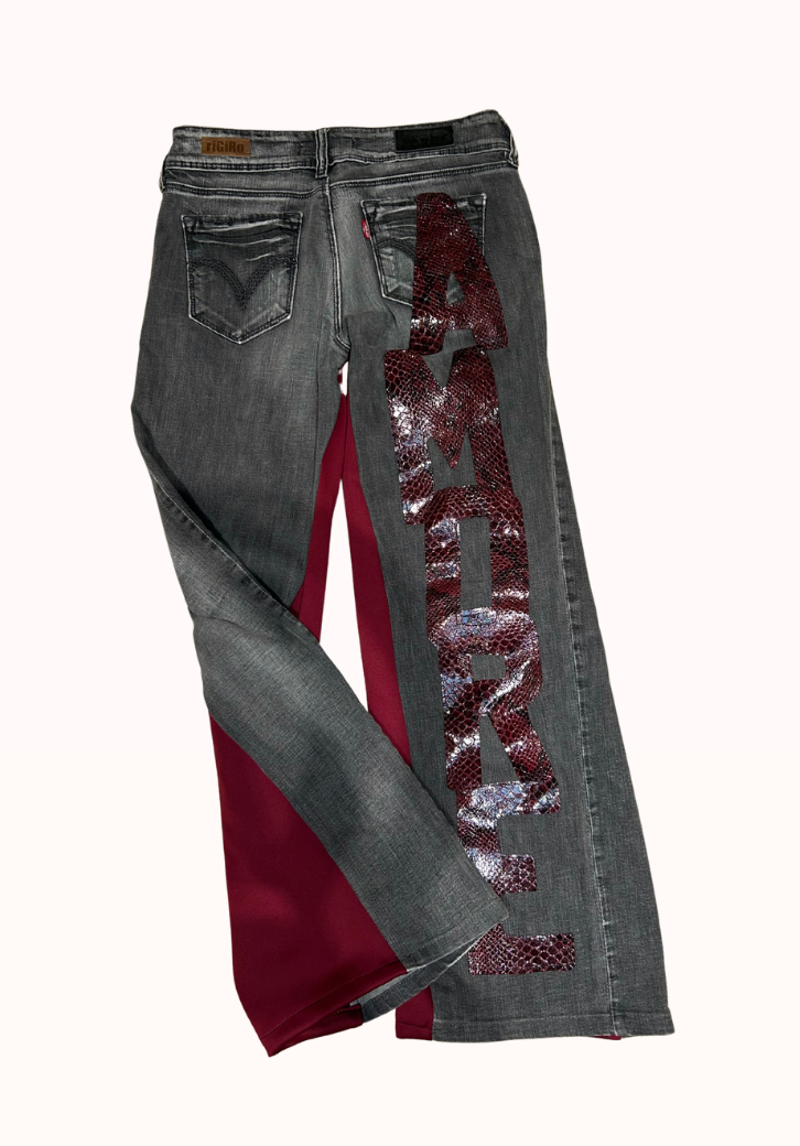 Amore 571 Levis
